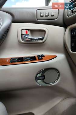 Позашляховик / Кросовер Lexus LX 2006 в 