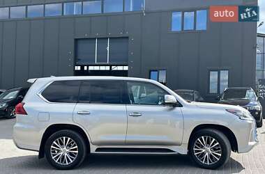 Внедорожник / Кроссовер Lexus LX 2021 в 