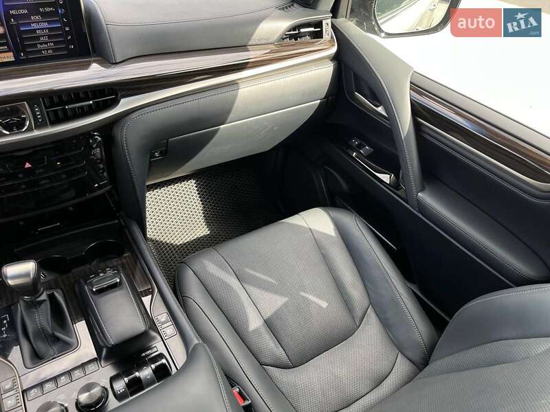 Внедорожник / Кроссовер Lexus LX 2021 в Львове