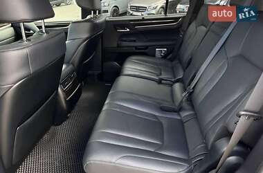 Внедорожник / Кроссовер Lexus LX 2021 в 