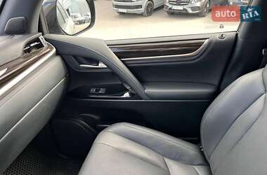 Внедорожник / Кроссовер Lexus LX 2021 в 