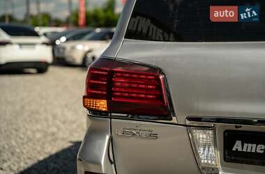Внедорожник / Кроссовер Lexus LX 2008 в 