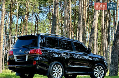 Позашляховик / Кросовер Lexus LX 2009 в 