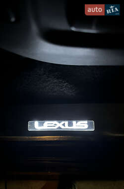 Позашляховик / Кросовер Lexus LX 2009 в 