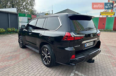 Внедорожник / Кроссовер Lexus LX 2017 в 