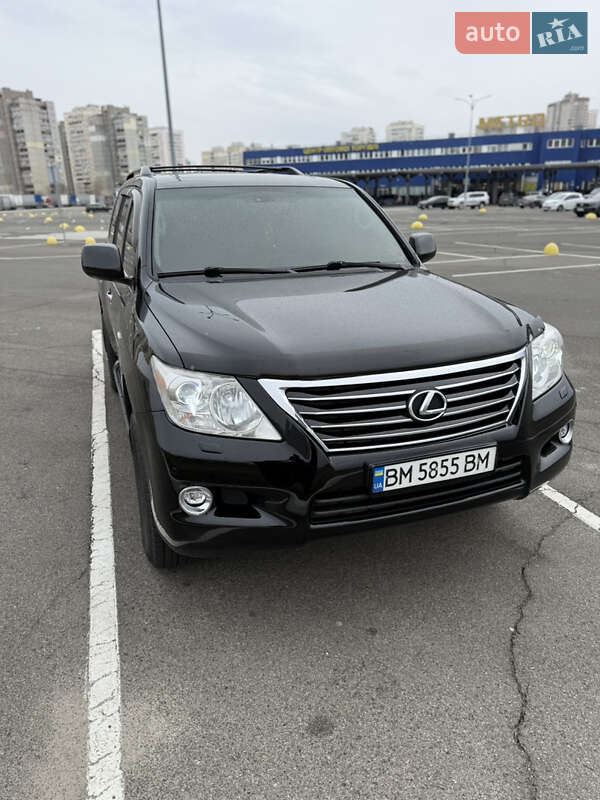 Lexus LX 2008