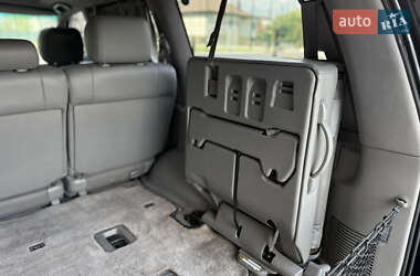 Позашляховик / Кросовер Lexus LX 2006 в 