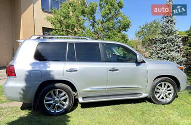 Внедорожник / Кроссовер Lexus LX 2008 в 
