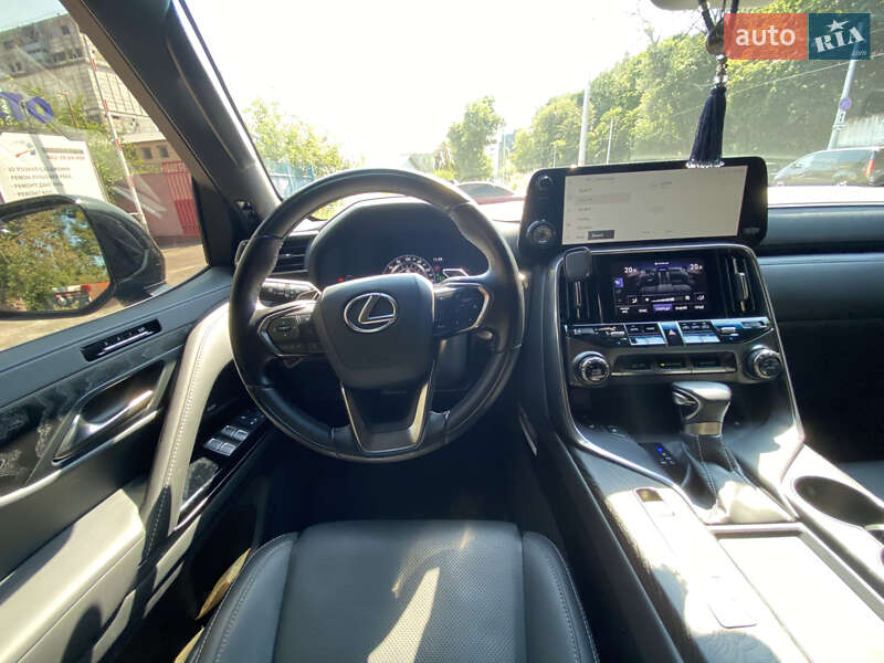 Внедорожник / Кроссовер Lexus LX 2023 в Киеве