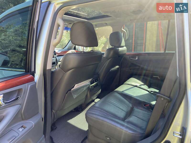 Внедорожник / Кроссовер Lexus LX 2008 в Днепре