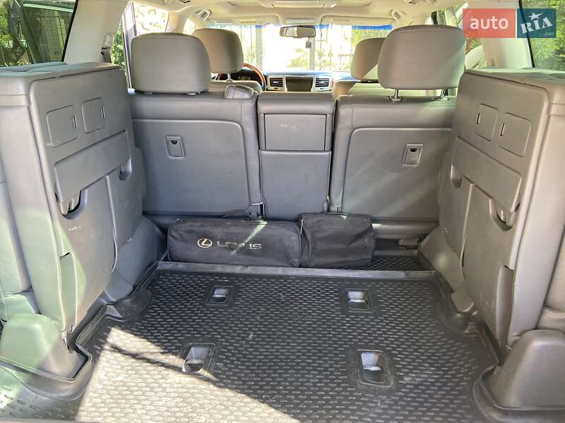 Внедорожник / Кроссовер Lexus LX 2008 в Днепре