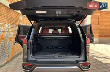 Внедорожник / Кроссовер Lexus LX 2022 в 