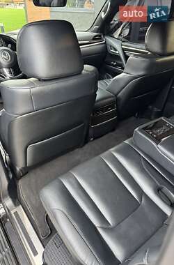 Внедорожник / Кроссовер Lexus LX 2019 в 