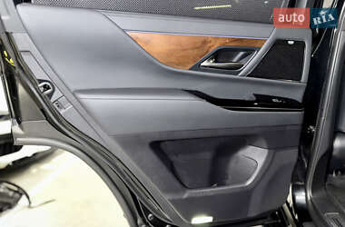 Позашляховик / Кросовер Lexus LX 2022 в 