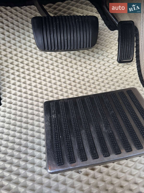 Внедорожник / Кроссовер Lexus LX 2006 в Теребовле фото 103 Внедорожник / Кроссовер Lexus LX 2006 в Теребовле