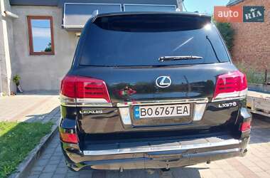 Внедорожник / Кроссовер Lexus LX 2013 в 
