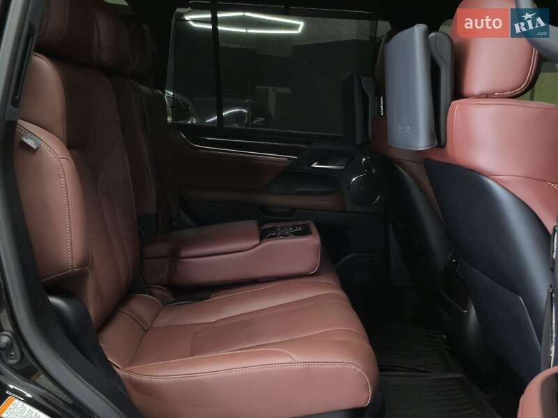 Позашляховик / Кросовер Lexus LX 2019 в Миколаєві