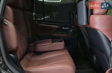 Внедорожник / Кроссовер Lexus LX 2019 в 