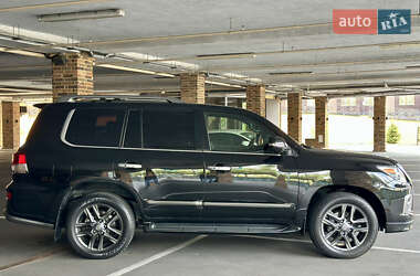 Внедорожник / Кроссовер Lexus LX 2014 в 