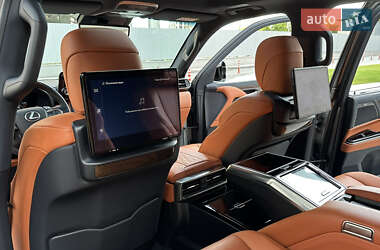 Внедорожник / Кроссовер Lexus LX 2022 в 