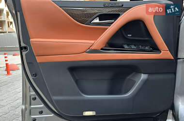 Внедорожник / Кроссовер Lexus LX 2022 в 