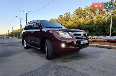 Внедорожник / Кроссовер Lexus LX 2008 в 