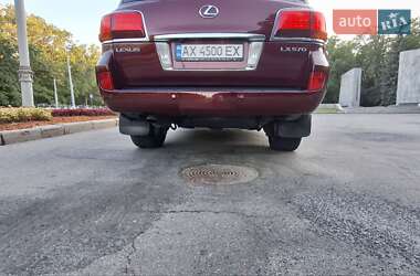 Внедорожник / Кроссовер Lexus LX 2008 в 