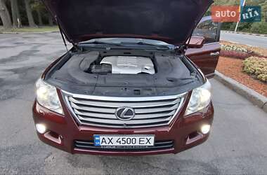 Внедорожник / Кроссовер Lexus LX 2008 в 