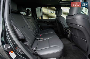 Внедорожник / Кроссовер Lexus LX 2024 в 