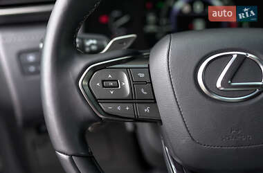 Внедорожник / Кроссовер Lexus LX 2024 в 
