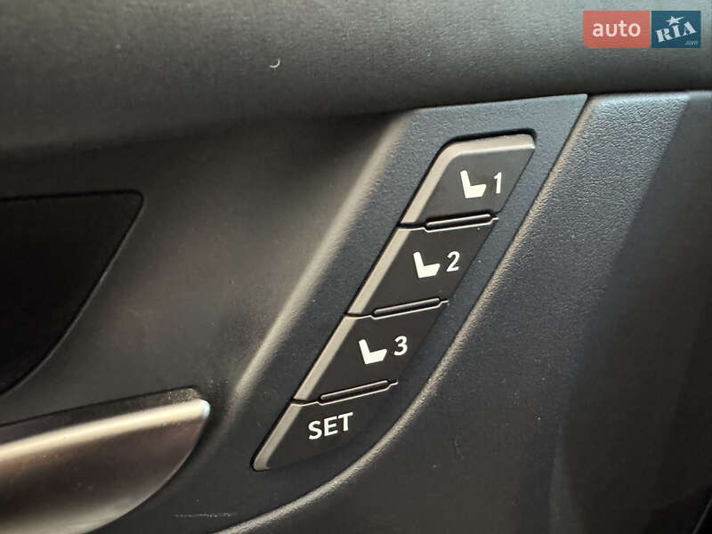 Внедорожник / Кроссовер Lexus LX 2017 в Чернигове фото 10 Внедорожник / Кроссовер Lexus LX 2017 в Чернигове