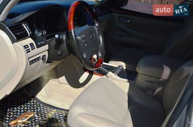 Позашляховик / Кросовер Lexus LX 2008 в 