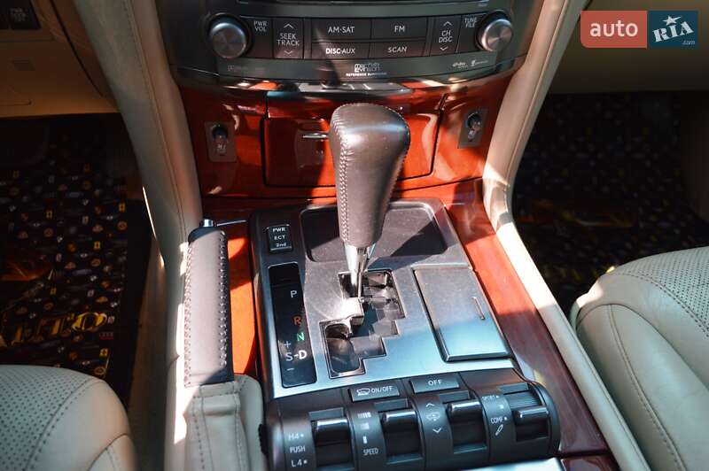 Позашляховик / Кросовер Lexus LX 2008 в Одесі фото 32 Позашляховик / Кросовер Lexus LX 2008 в Одесі