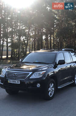 Внедорожник / Кроссовер Lexus LX 2010 в 