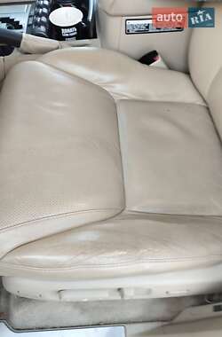 Позашляховик / Кросовер Lexus LX 2010 в 