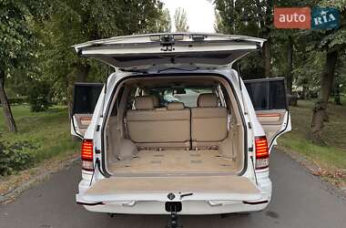 Внедорожник / Кроссовер Lexus LX 2006 в 