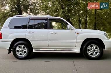 Внедорожник / Кроссовер Lexus LX 2006 в 