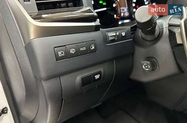 Внедорожник / Кроссовер Lexus LX 2021 в 