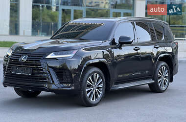 Позашляховик / Кросовер Lexus LX 2022 в Дніпрі