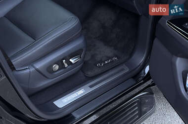Позашляховик / Кросовер Lexus LX 2022 в 