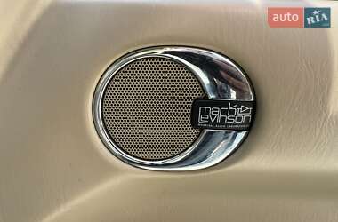Внедорожник / Кроссовер Lexus LX 2006 в 