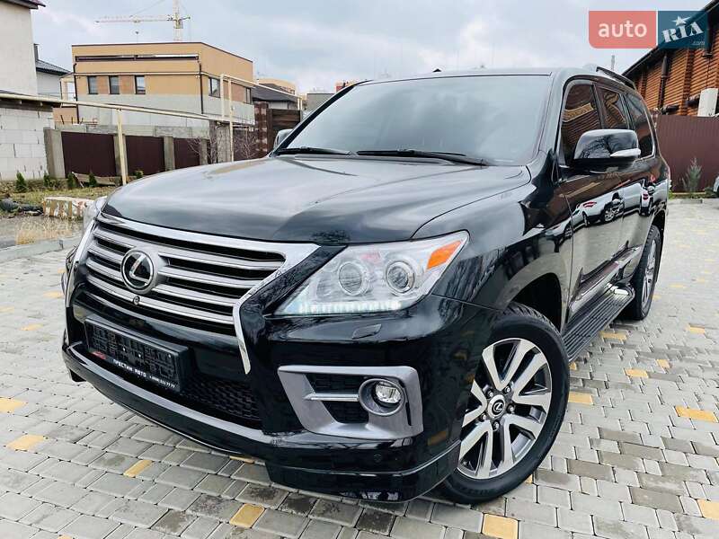 Lexus LX 2010