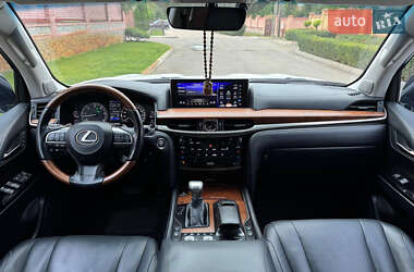 Позашляховик / Кросовер Lexus LX 2015 в 