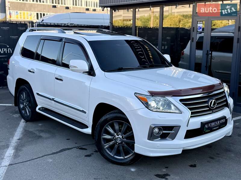 Внедорожник / Кроссовер Lexus LX 2012 в Киеве