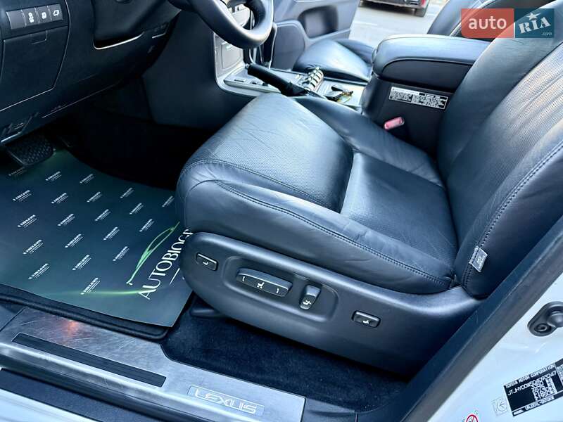 Внедорожник / Кроссовер Lexus LX 2012 в Киеве