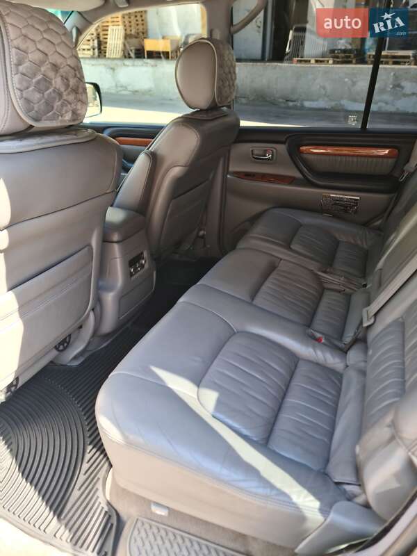 Внедорожник / Кроссовер Lexus LX 2007 в Киеве