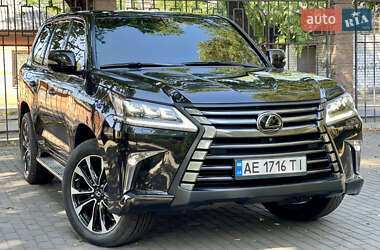 Позашляховик / Кросовер Lexus LX 2017 в Кам'янському