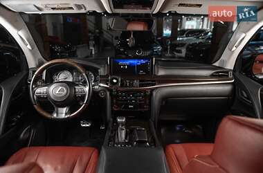 Внедорожник / Кроссовер Lexus LX 2016 в 