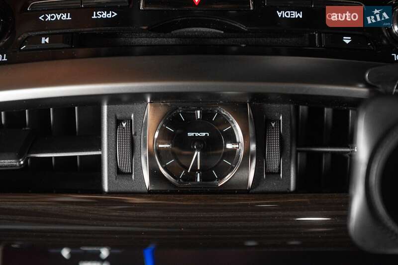 Внедорожник / Кроссовер Lexus LX 2016 в Одессе фото 39 Внедорожник / Кроссовер Lexus LX 2016 в Одессе