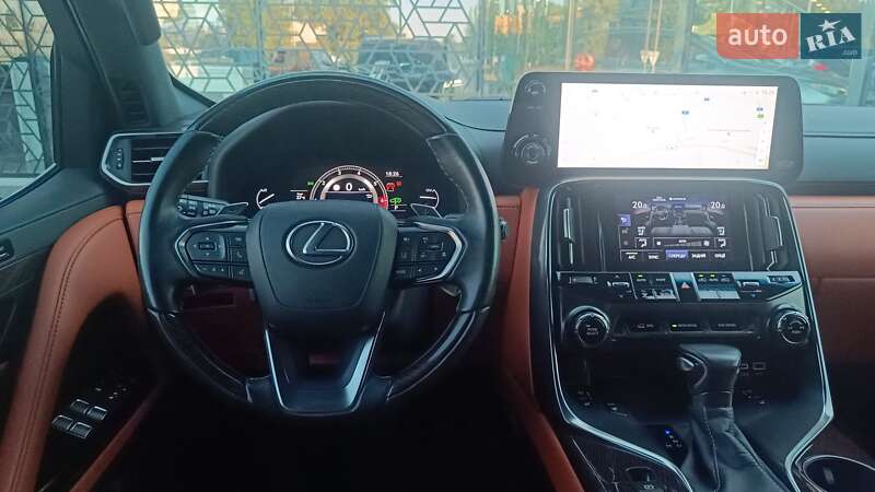 Внедорожник / Кроссовер Lexus LX 2023 в Киеве